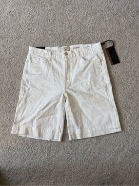 Jen7 7 For All Mankind 7FAM White Denim Bermuda Shorts Size 10 New NWT